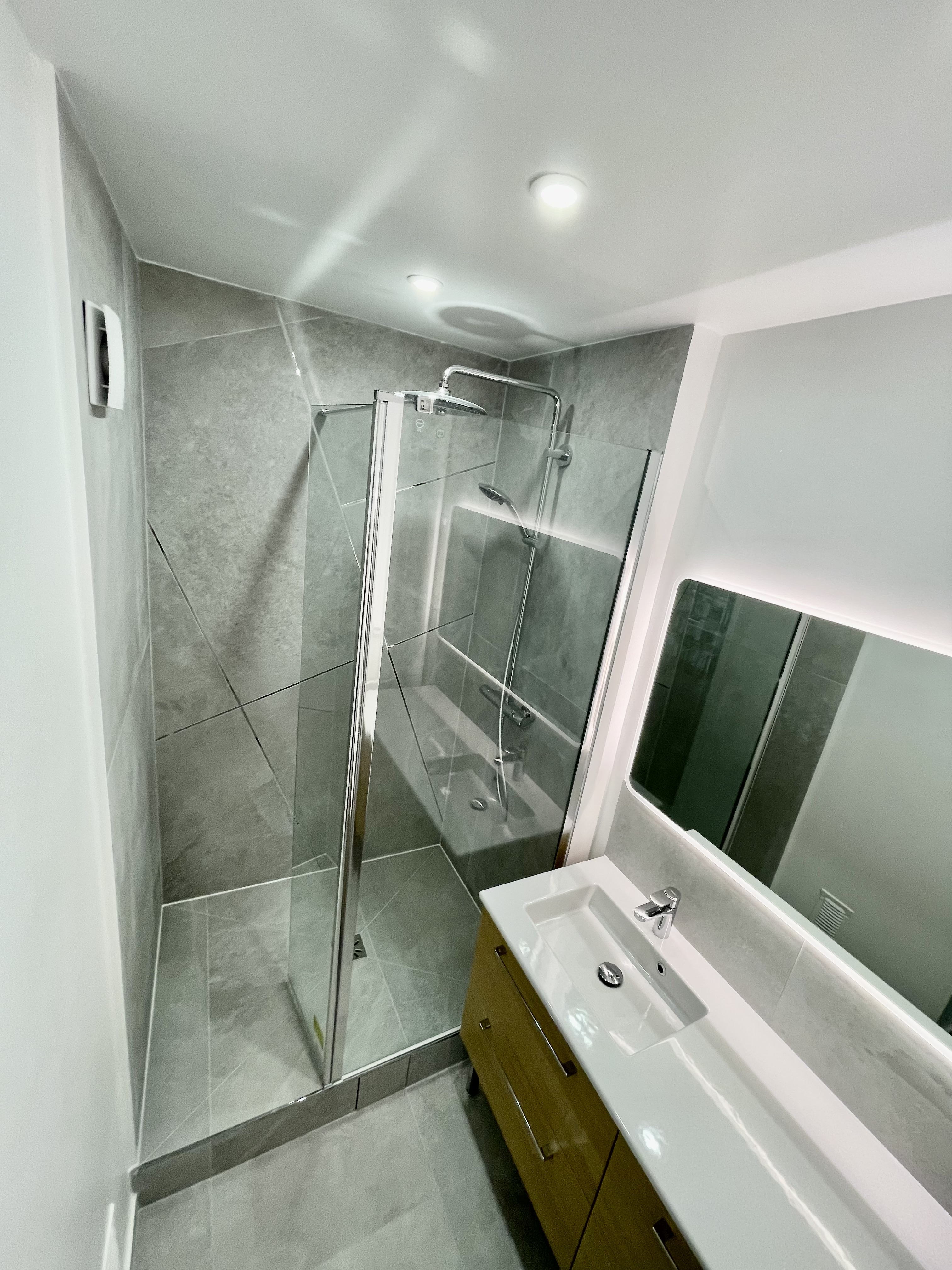 Nouvelle Salle de Bain 1